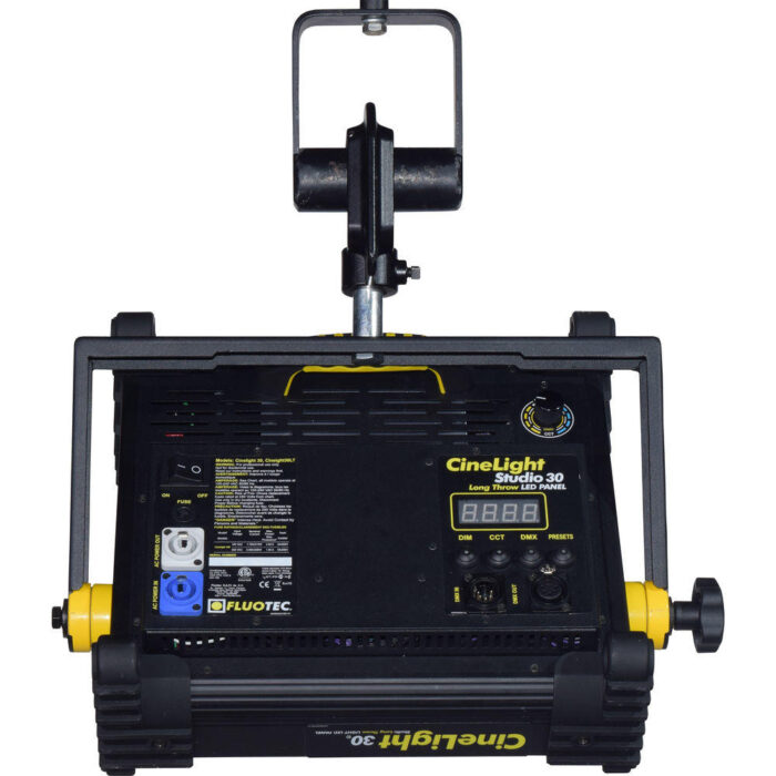 fluotec-cinelight-production-30-vmount-tiro-largo-2 Fluotec Cinelight Production 30 V-MOUNT tiro largo
