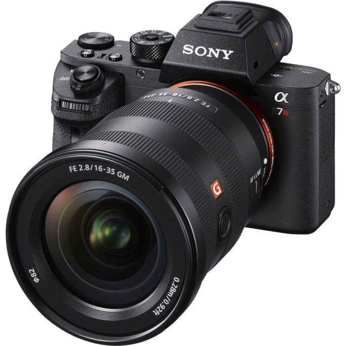Lente Sony FE 16-35mm F2.8 GM SEL1635GM Lente Sony FE 16-35mm F2.8 GM SEL1635GM